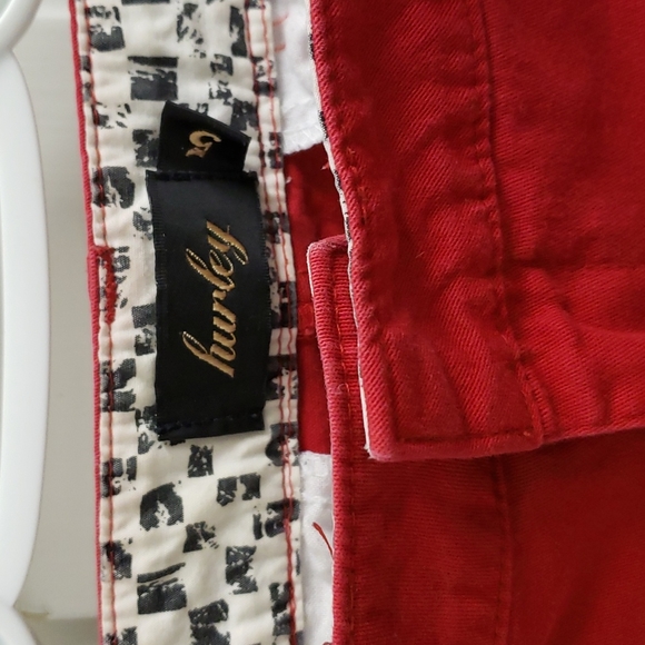 Women's red Hurley knee-lenth skirt size 5. - Picture 2 of 5